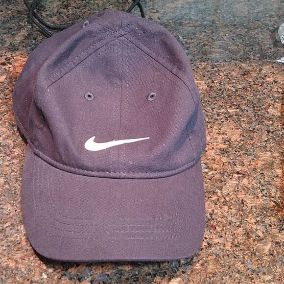 Vibrant MIU Distressed shorts and Free Baseball Ca - Picture 6 of 8